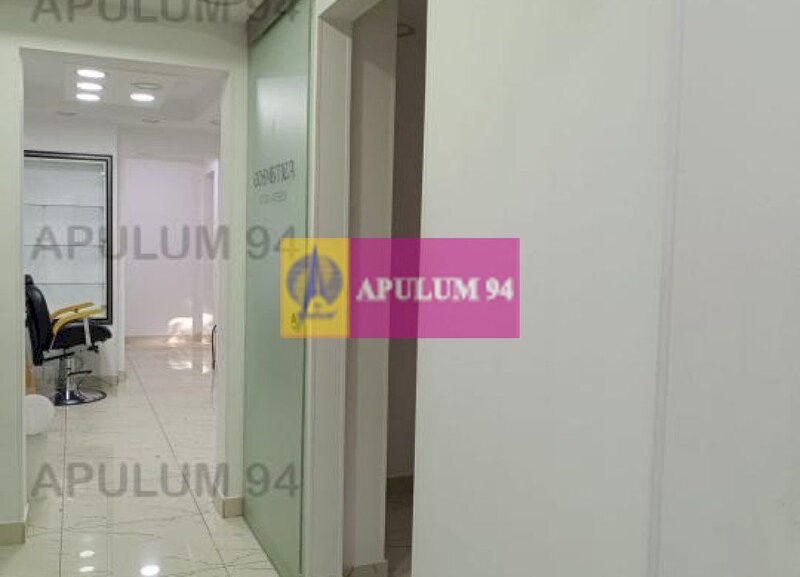 Spatiu Comercial Metrou Titan Parter